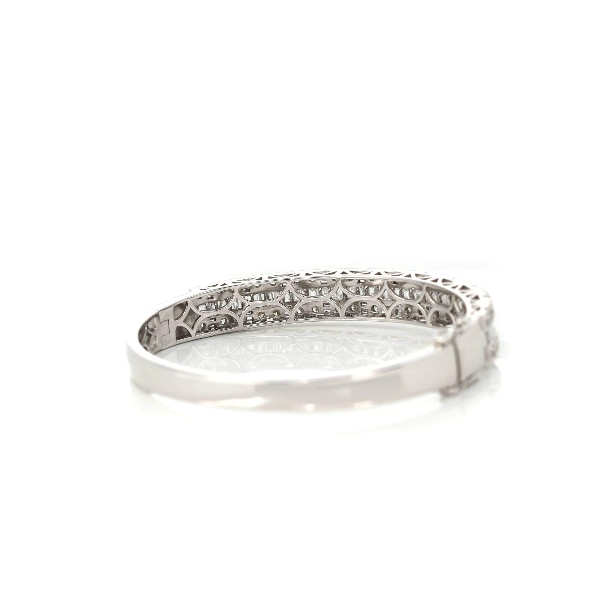 10k White Gold Channel set baguette& round diamonds Oval Bangle Bracelet