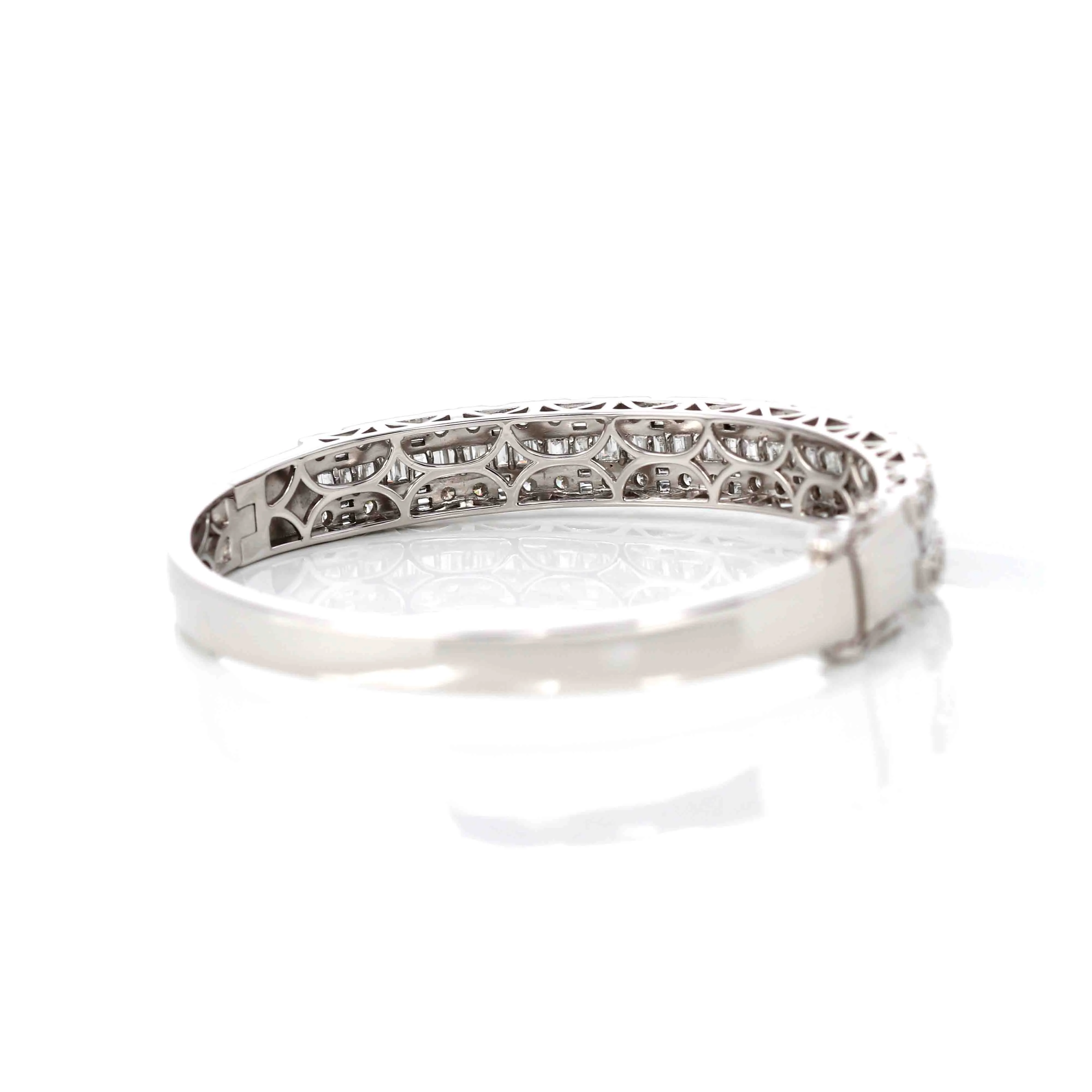 10k White Gold Channel set baguette& round diamonds Oval Bangle Bracelet