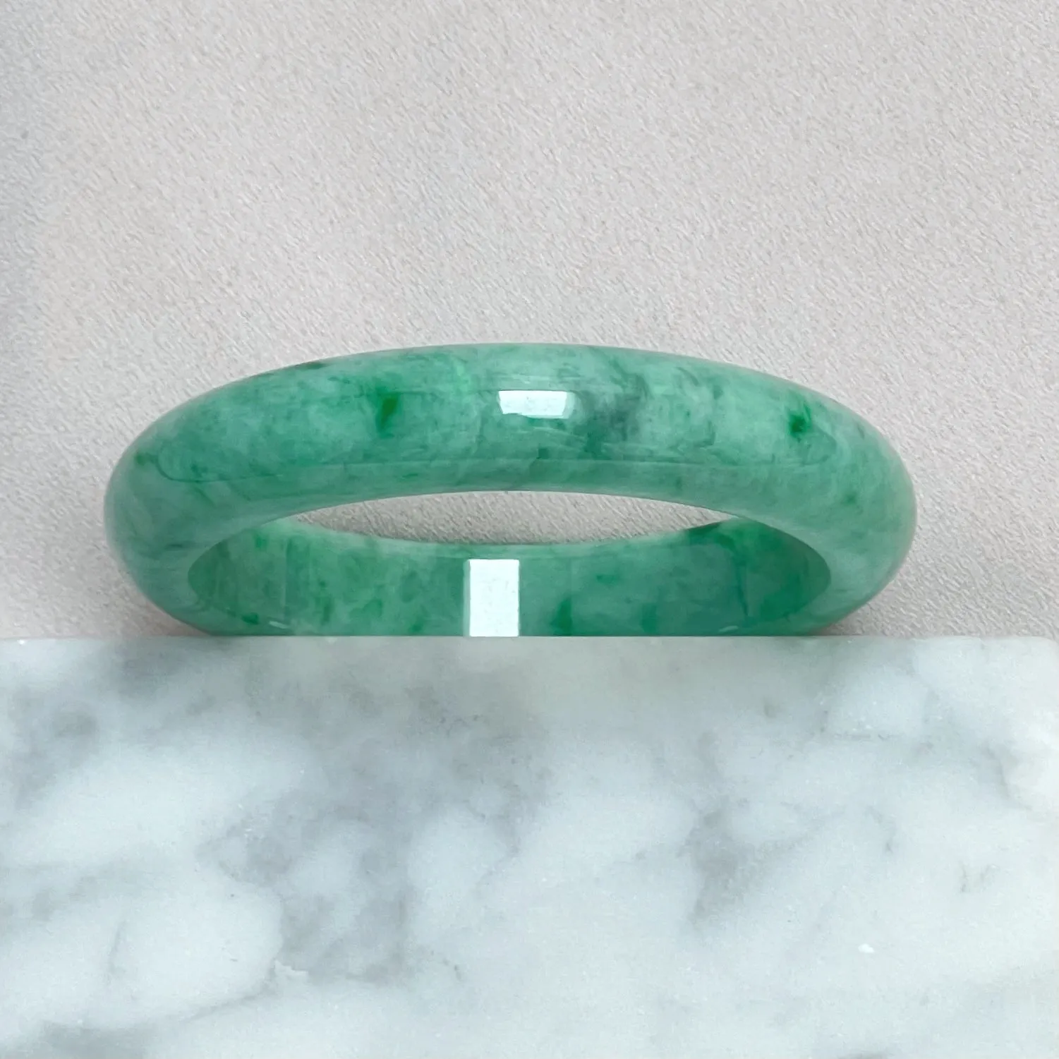 32855 55.5mm Apple Green with Bright Green Florals Jadeite Bangle