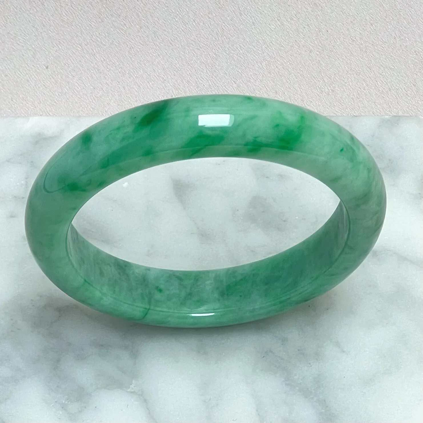 32855 55.5mm Apple Green with Bright Green Florals Jadeite Bangle