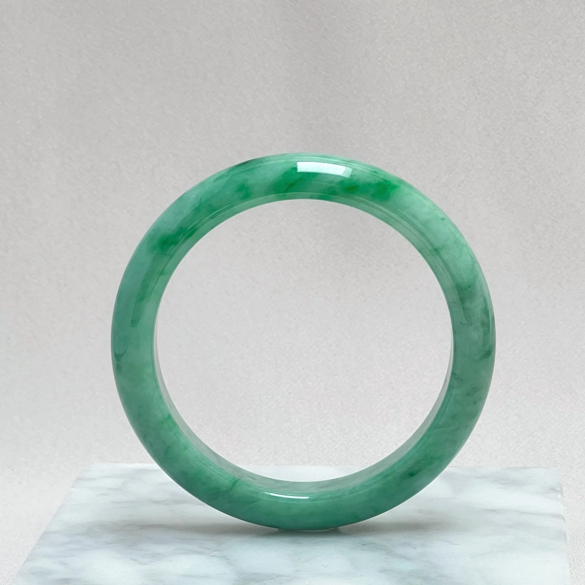 32855 55.5mm Apple Green with Bright Green Florals Jadeite Bangle