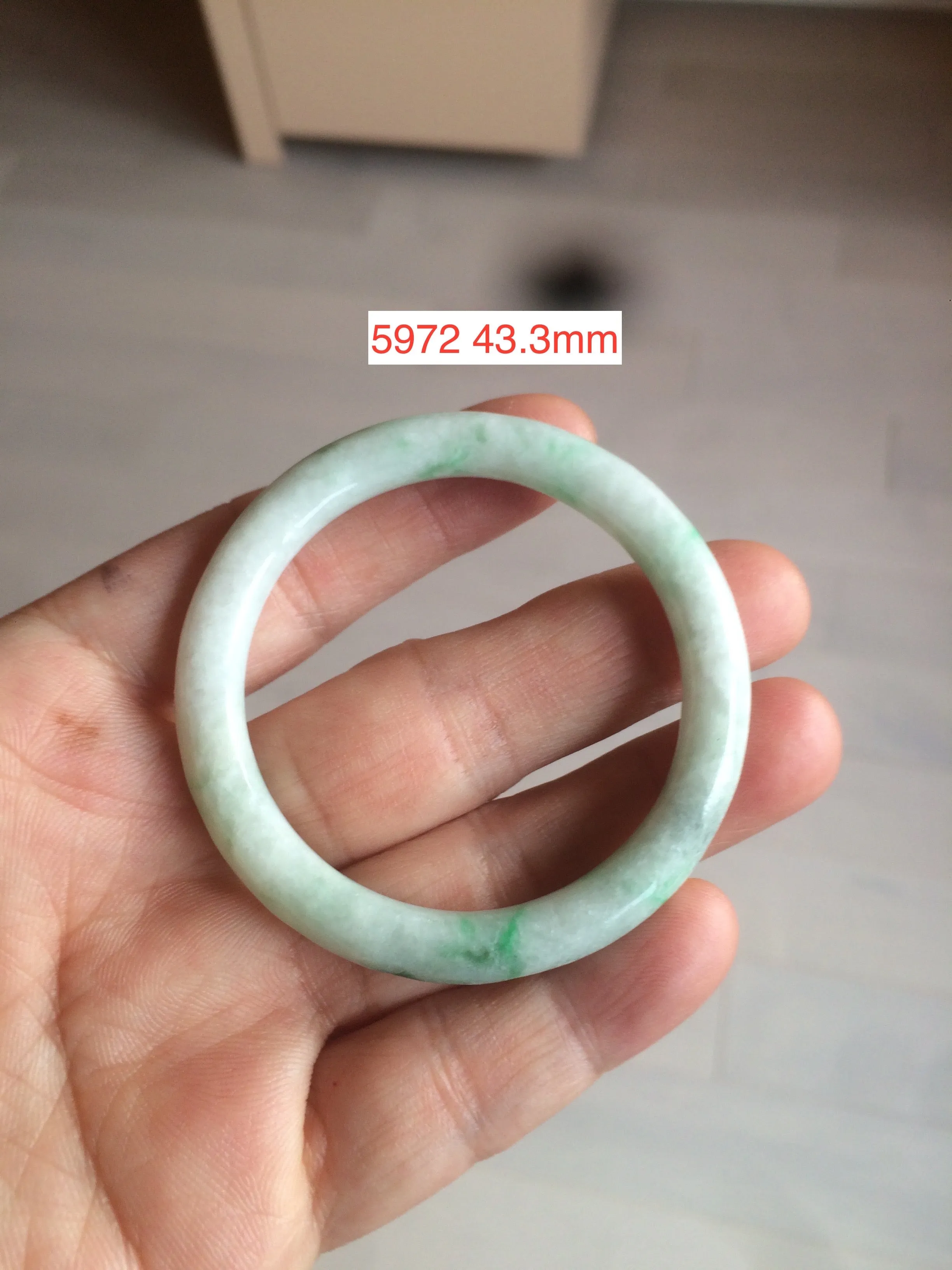 35-38mm Type A 100% Natural sunny green/white Jadeite Jade kids bangle /scarf button group BF100