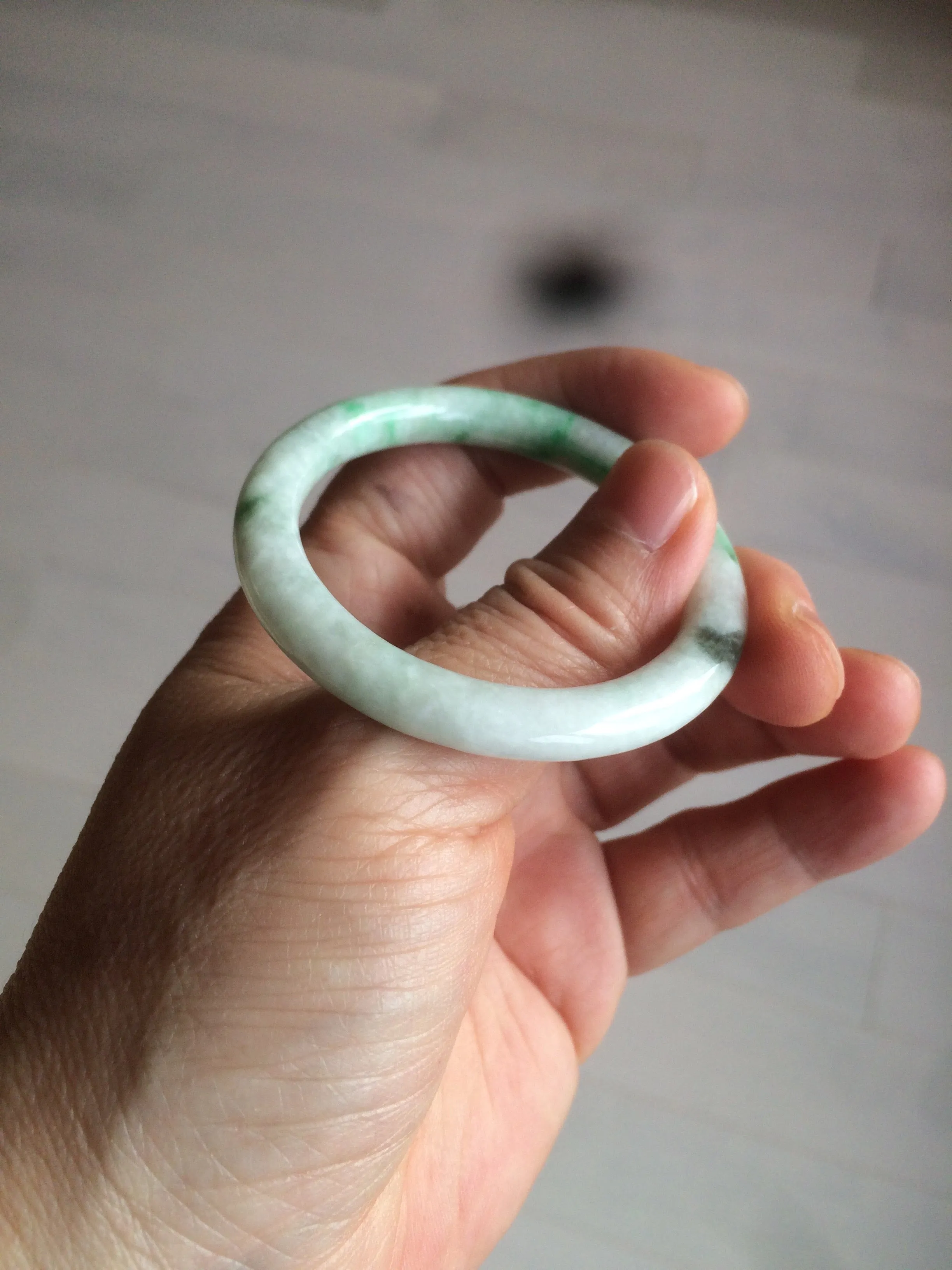 35-38mm Type A 100% Natural sunny green/white Jadeite Jade kids bangle /scarf button group BF100