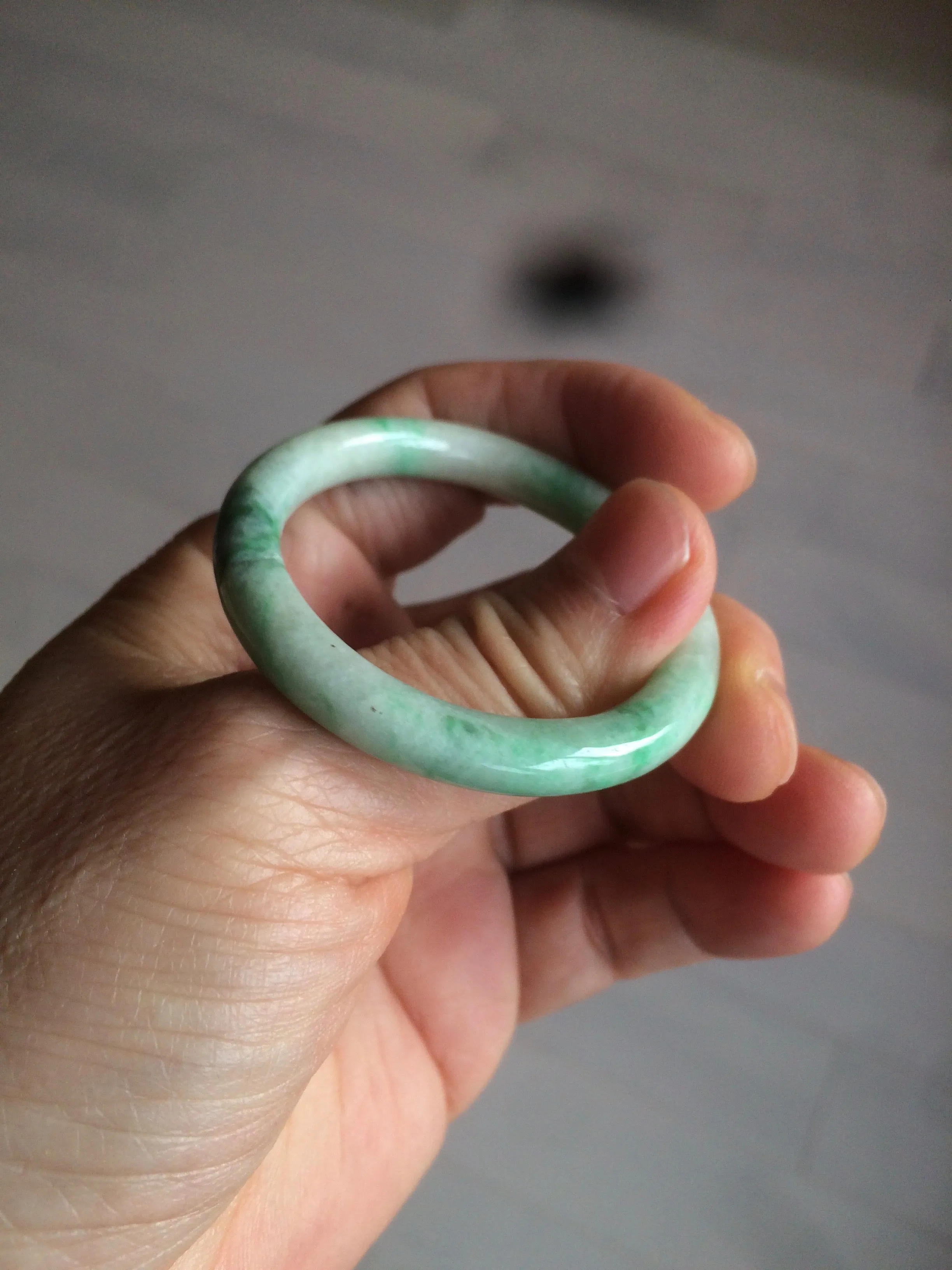 35-38mm Type A 100% Natural sunny green/white Jadeite Jade kids bangle /scarf button group BF100