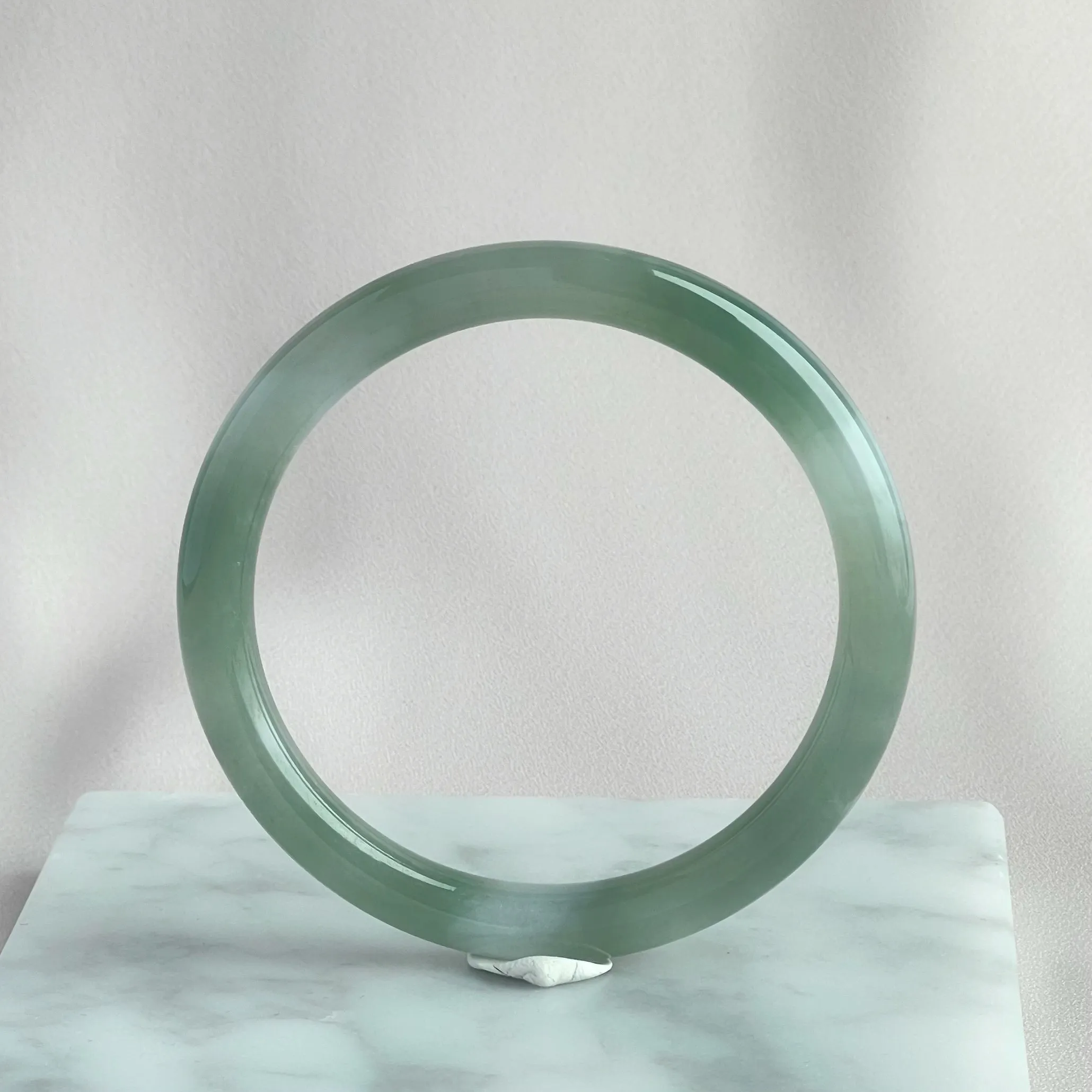 42055 55.5mm Highly Translucent Light Grape Green Jadeite Bangle