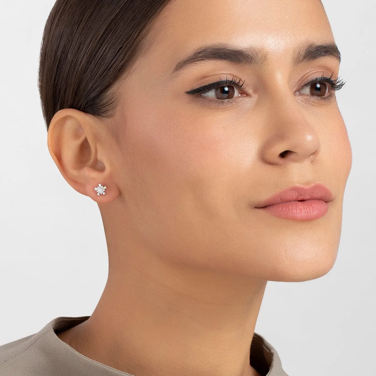 92.5 Silver Earring 161240