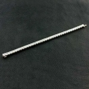 Asscher Cut Diamond Straight Bracelet