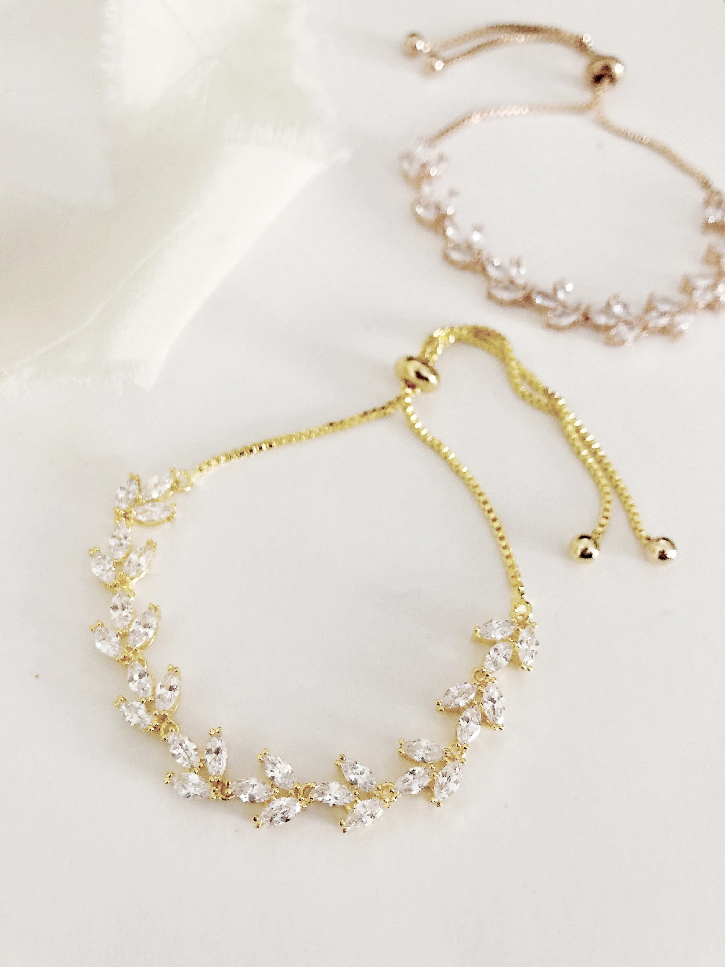 Bridesmaid Set of 4 Lainee Adjustable Bracelets