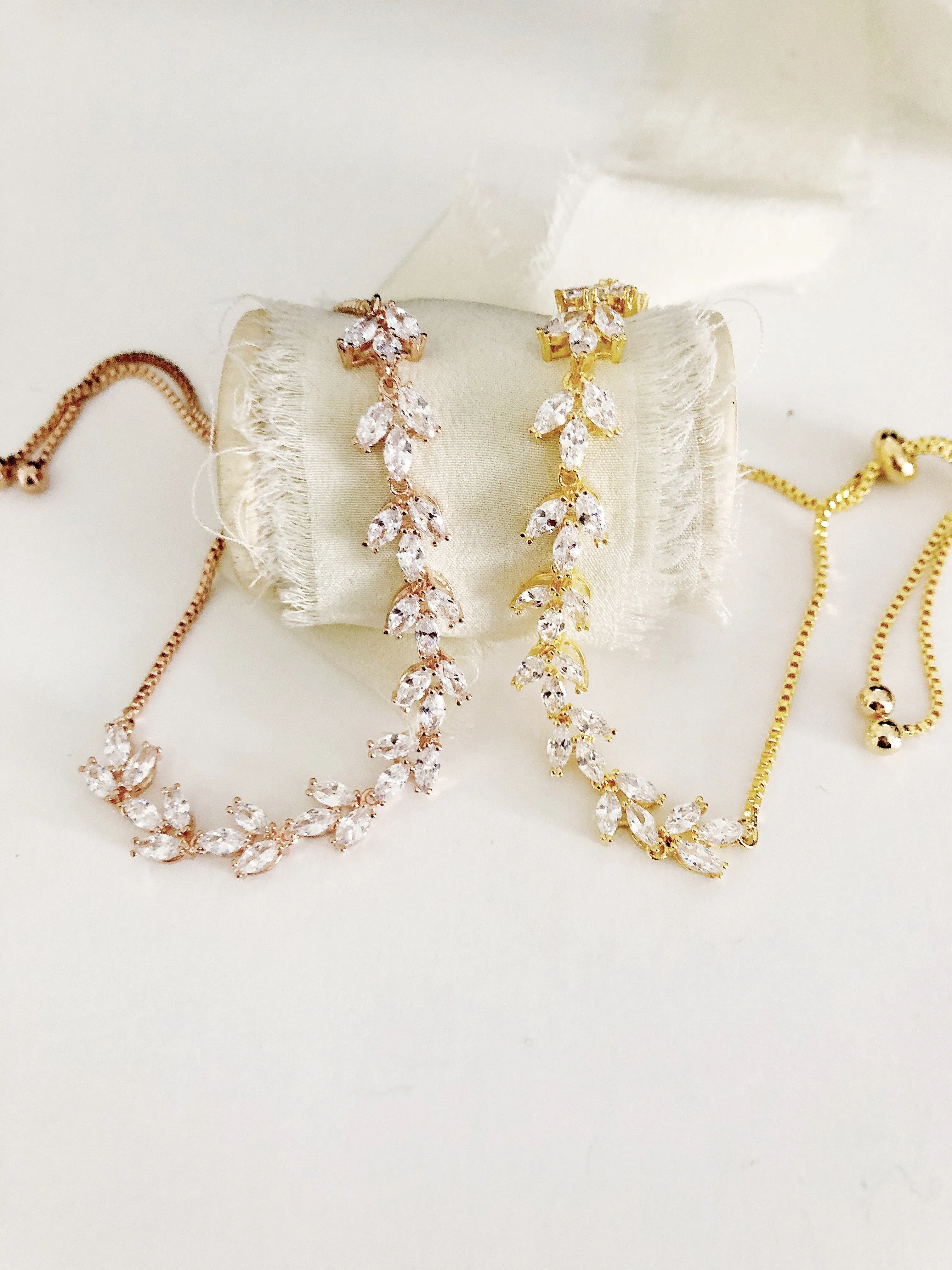 Bridesmaid Set of 4 Lainee Adjustable Bracelets