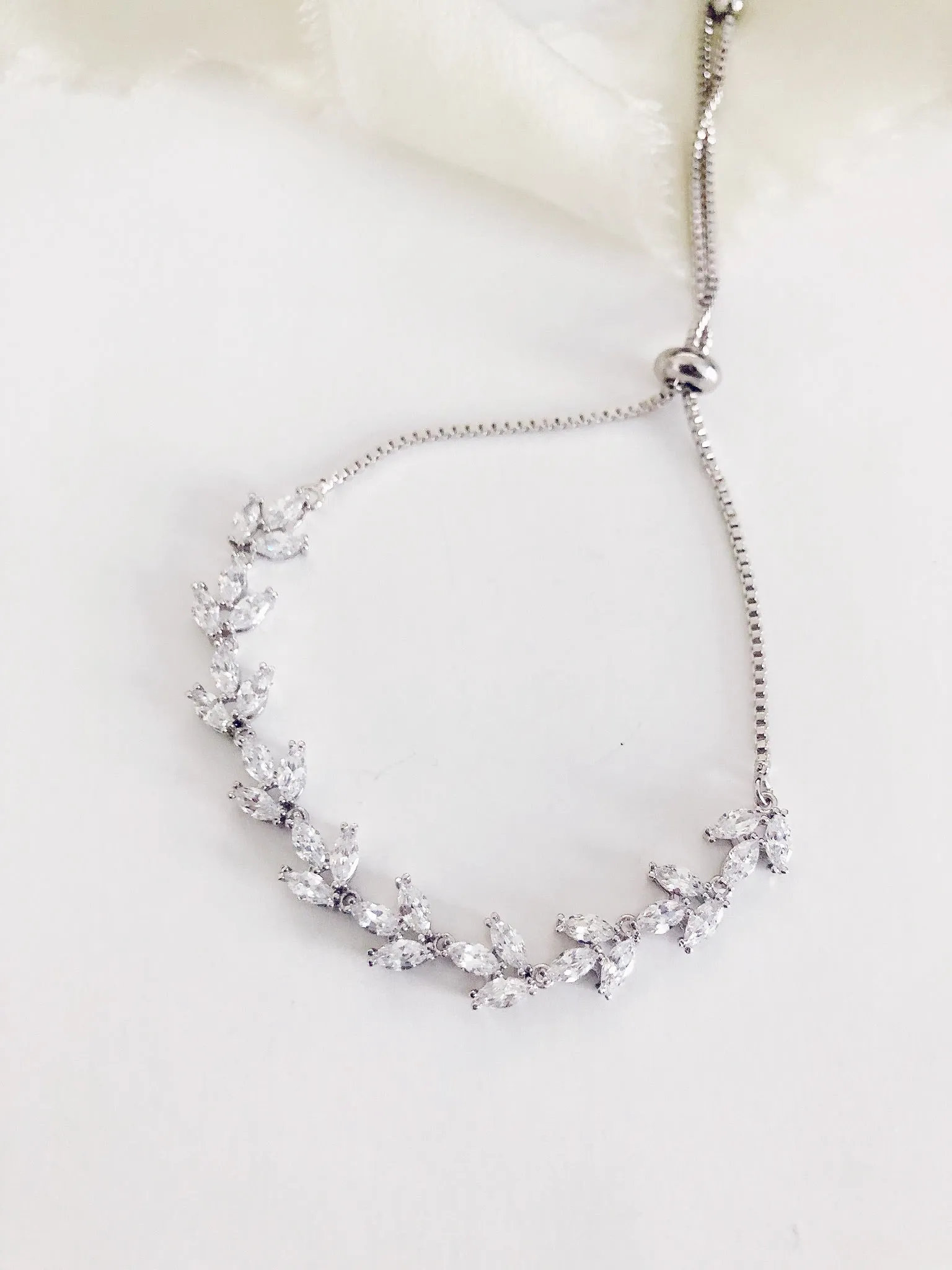 Bridesmaid Set of 4 Lainee Adjustable Bracelets
