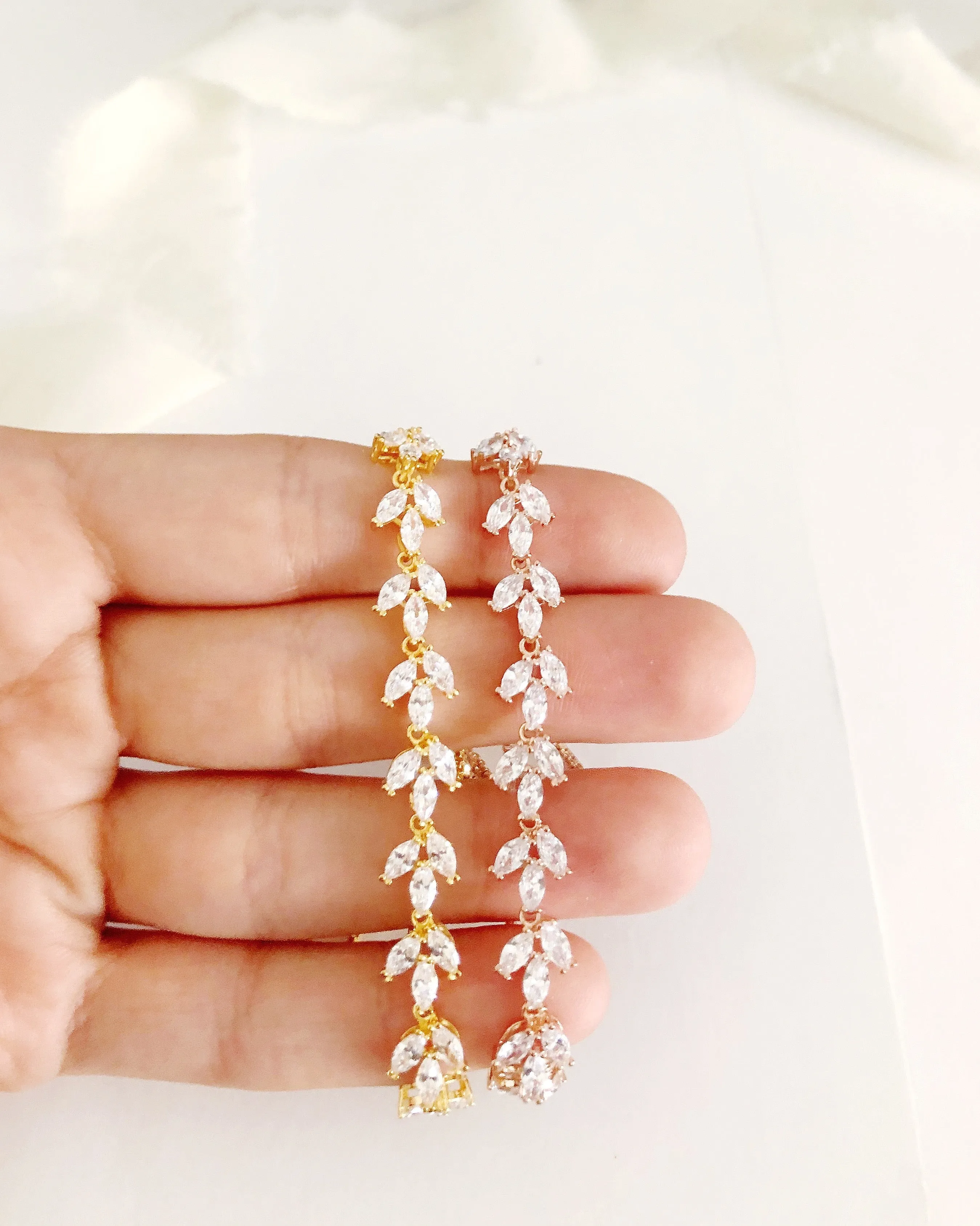 Bridesmaid Set of 4 Lainee Adjustable Bracelets