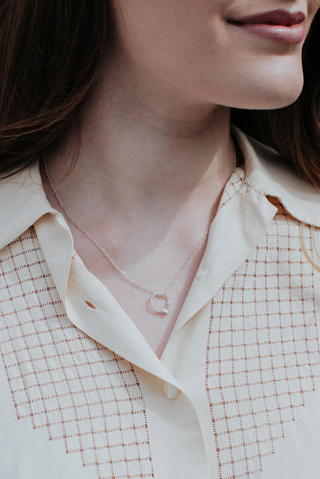 Entwined Vine Circle Necklace