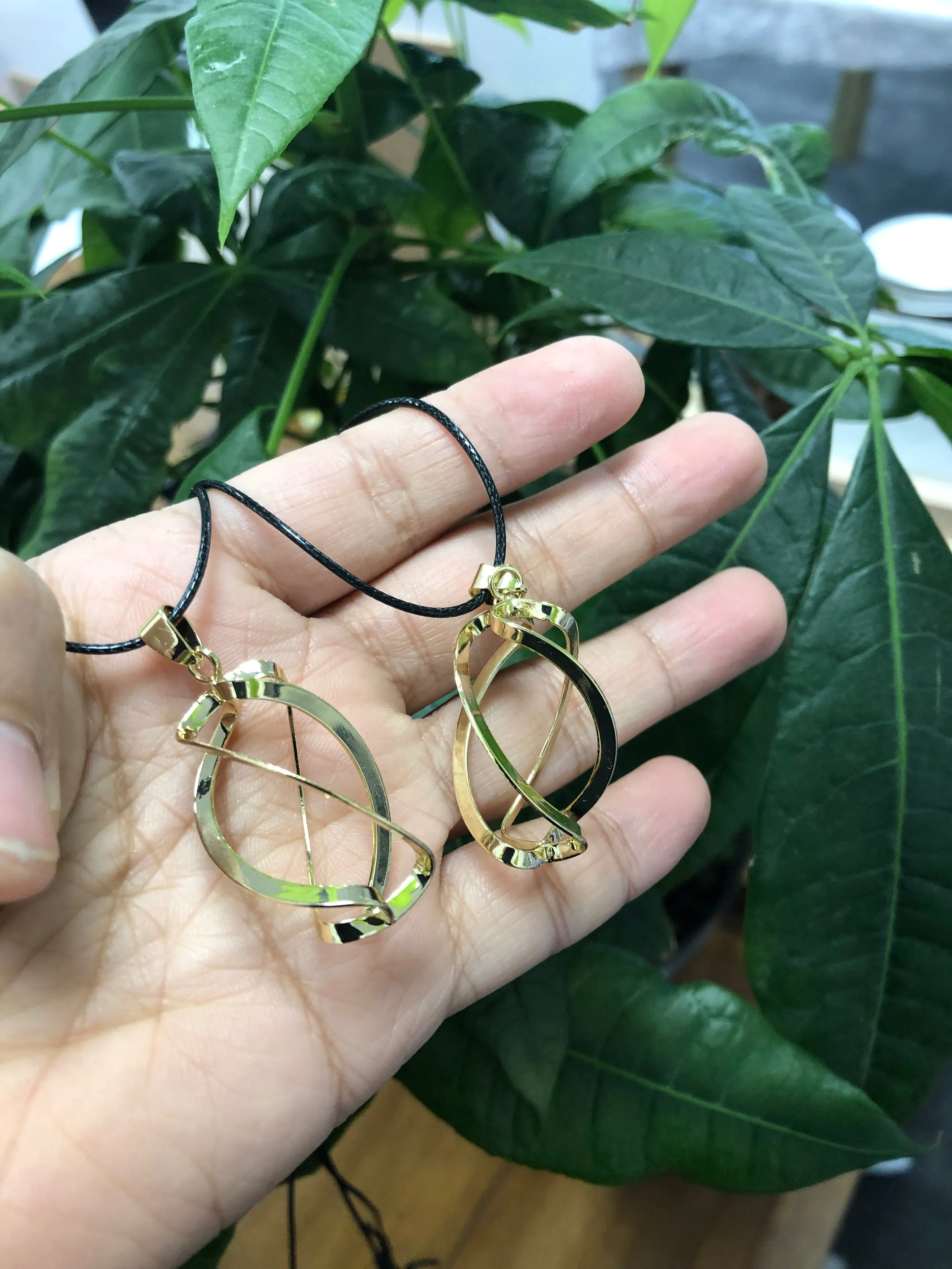 Gemstone Cage pendant CYO Necklace  (no crystal included )