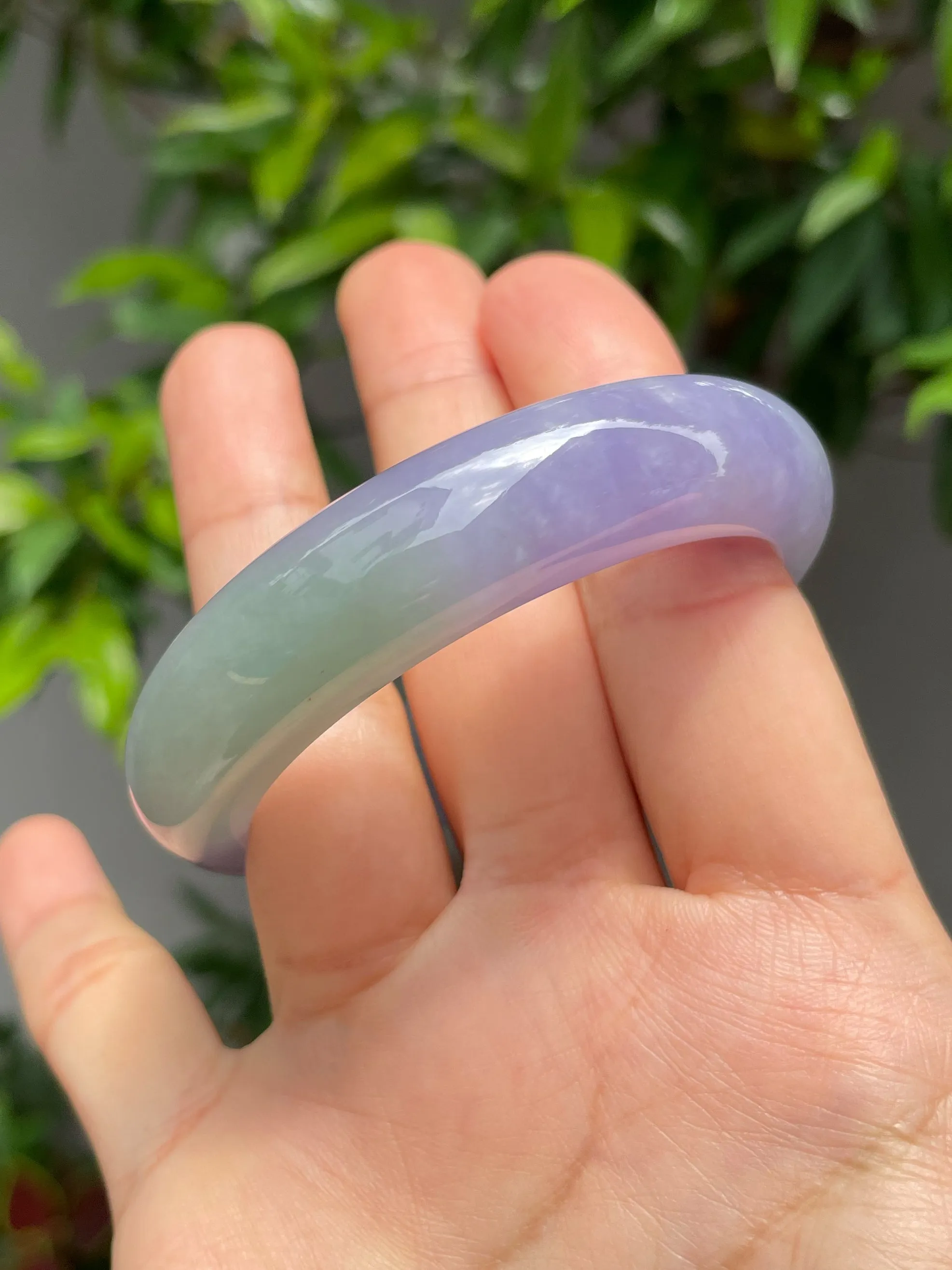Lavender with Green Jade Bangle | 54mm (NJBA039)