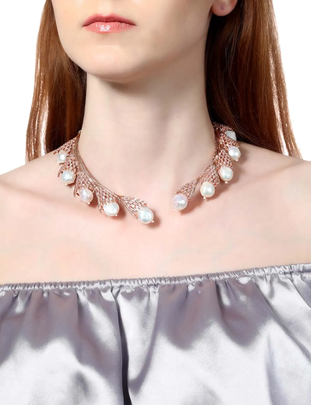 Pearl Gush Choker Necklace