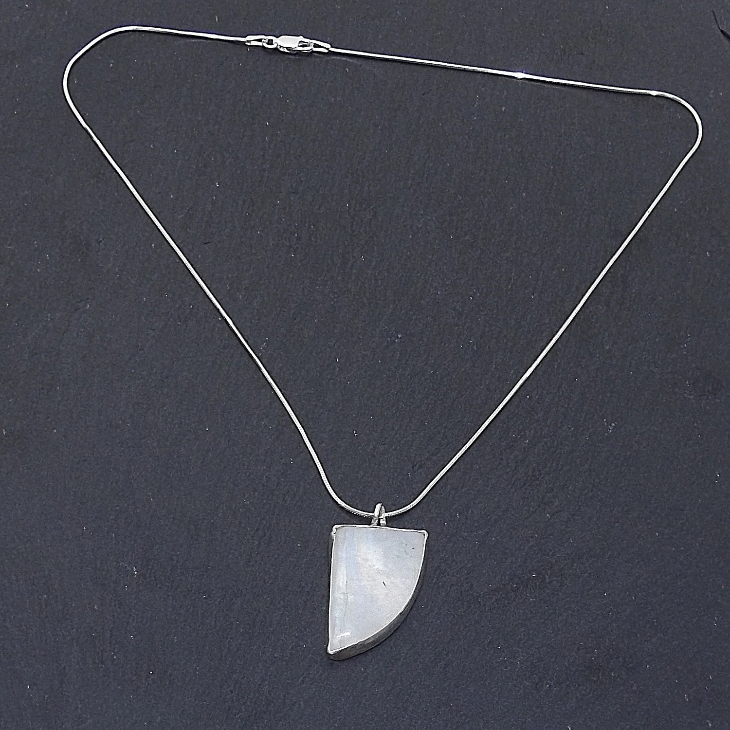 Rainbow Moonstone Gemstone Necklace for Serenity