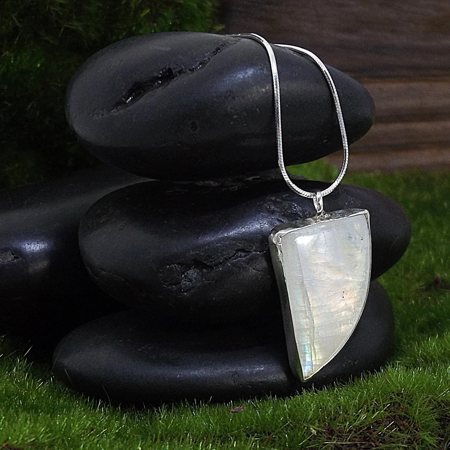 Rainbow Moonstone Gemstone Necklace for Serenity