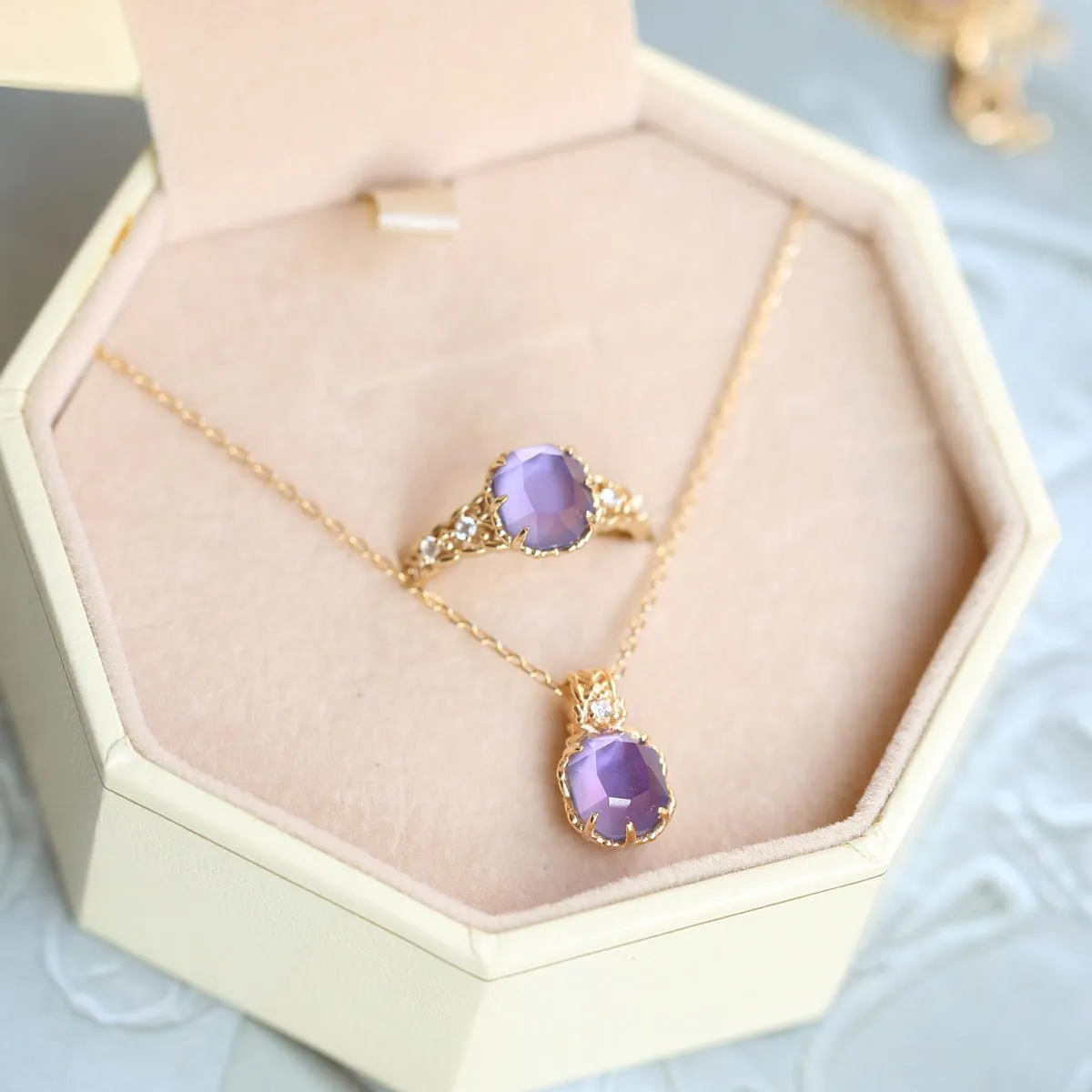 Retro Rectangular Amethyst Necklace
