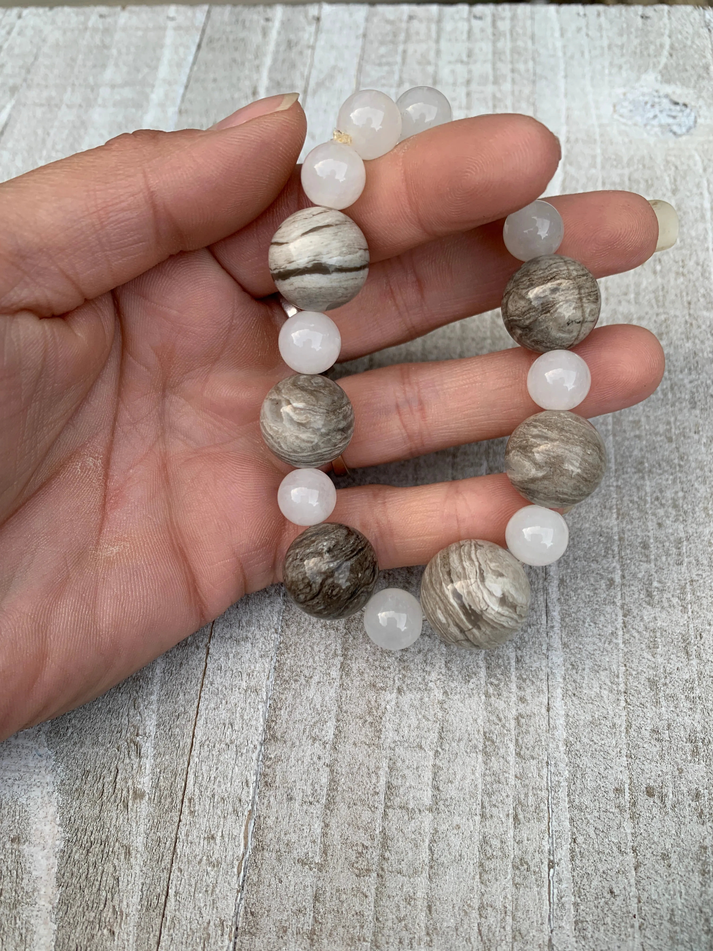 Round jasper bracelet