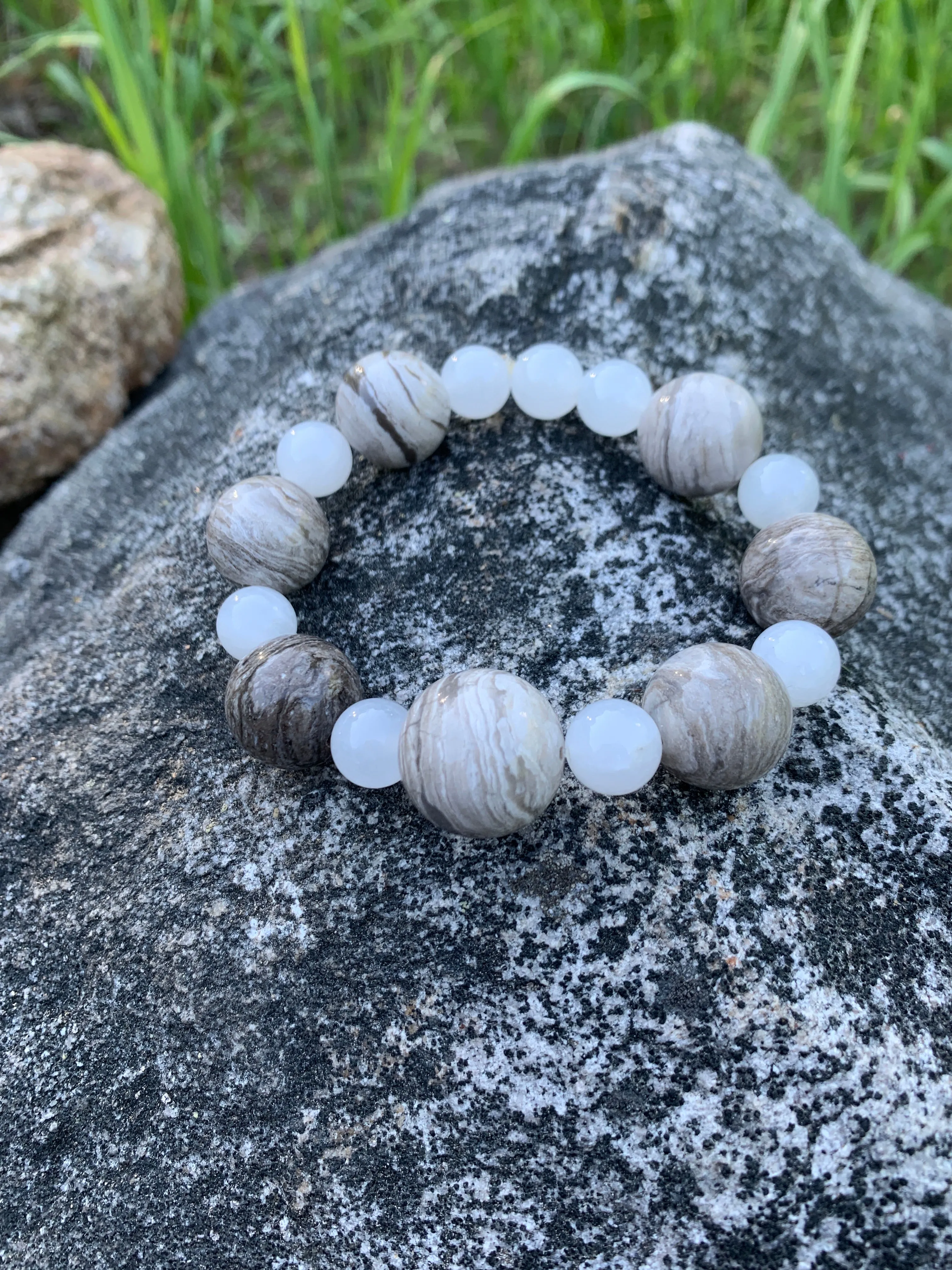 Round jasper bracelet