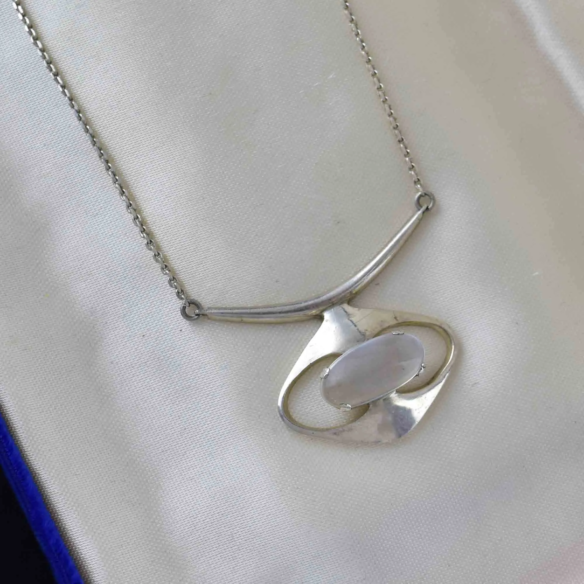 Vintage Sterling Silver Modernist Moonstone Necklace